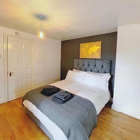 Lovely 2-Bedroom Serviced Apartment Greater Лондон Экстерьер фото